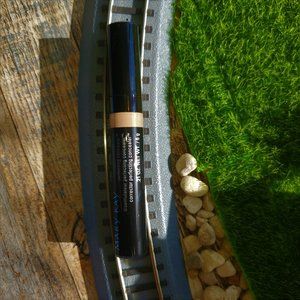 DISCONTINUED - Deep Beige - Mary Kay Perfecting Concealer